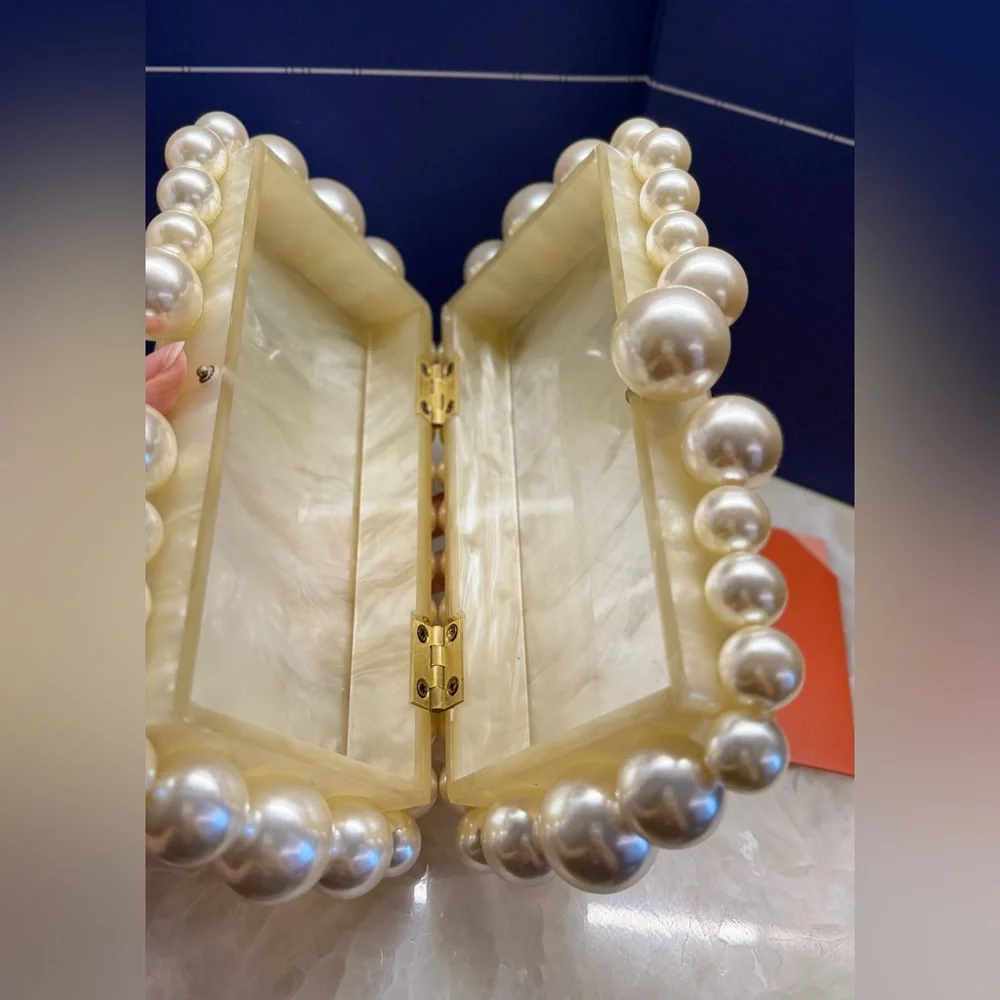 Cult Gaia Eos Pearl Box Clutch - Picture 8 of 16